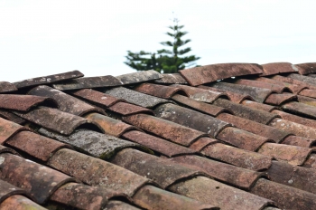 KPO: Dofinansowanie na wymiany dachw z azbestu – nabr startuje 15 grudnia